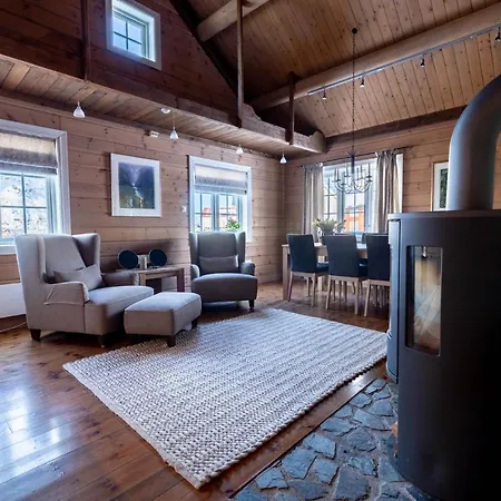 Maybua By May's Feriehus