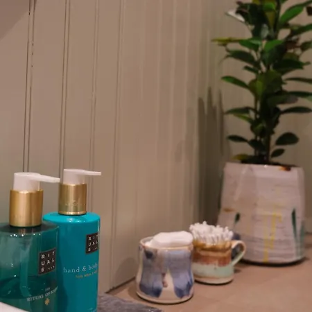 Maybua By May's Feriehus Reine